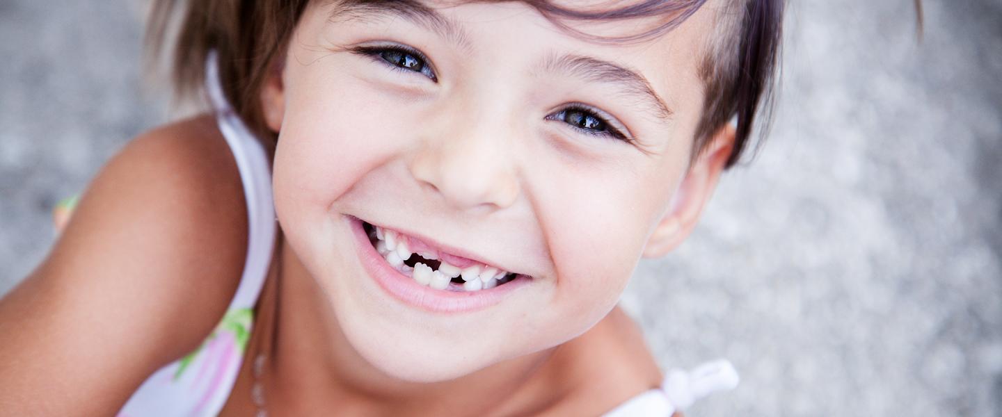 Kinderzahnmedizin – Grundstein der Zahnpflege sind die ersten Zähne